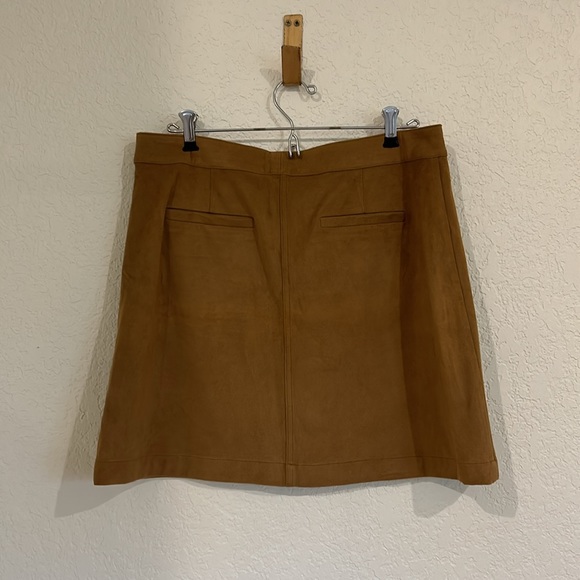 Marine Layer Suede Mini Skirt - Picture 3 of 4
